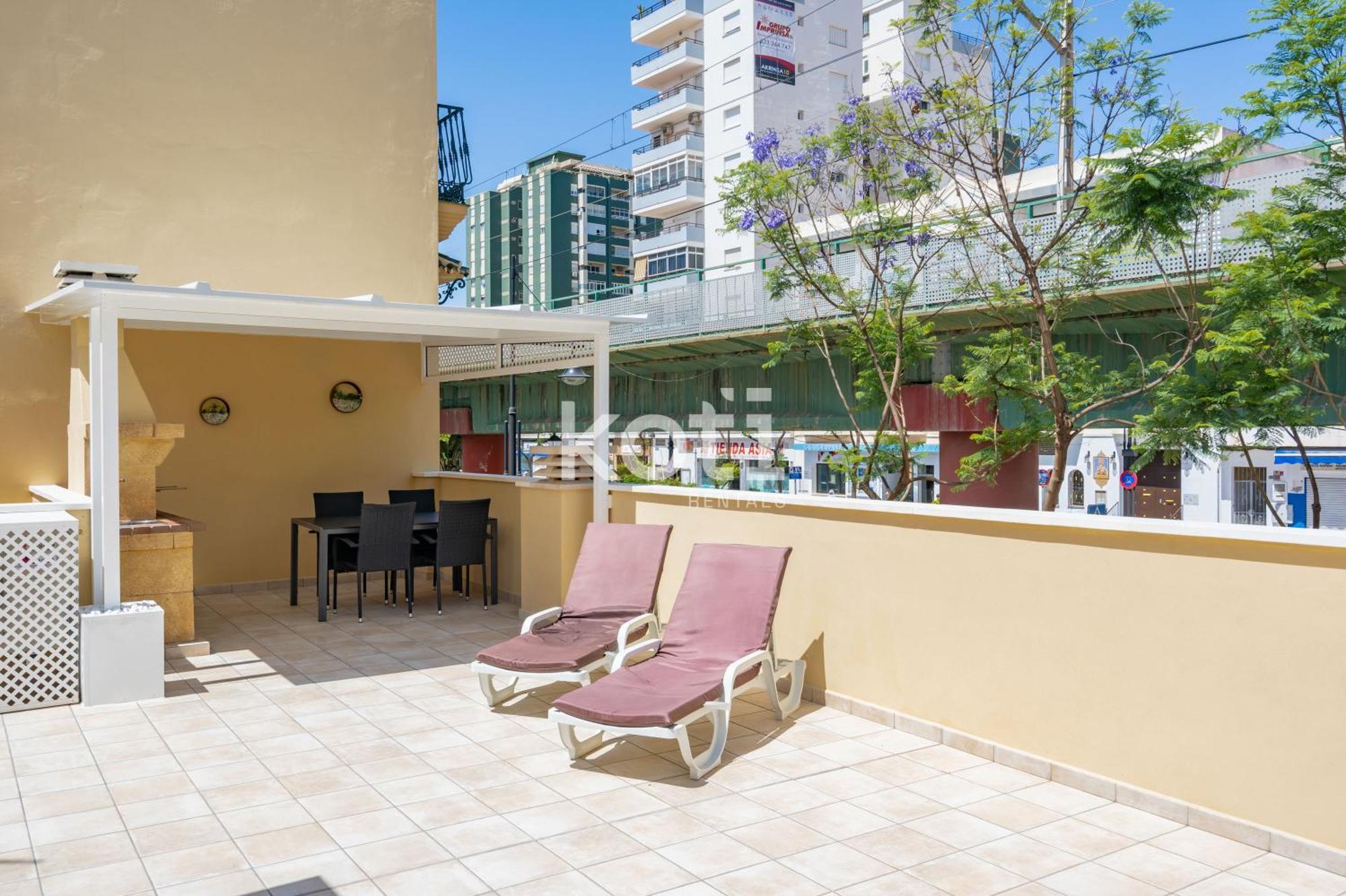 Koti Rentals - Casita Rosario Pino Rooftop Y Bbq Fuengirola Exterior foto